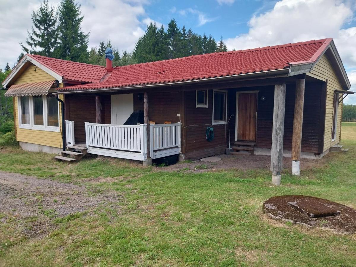 Gula Huset Villa Rottneros Buitenkant foto